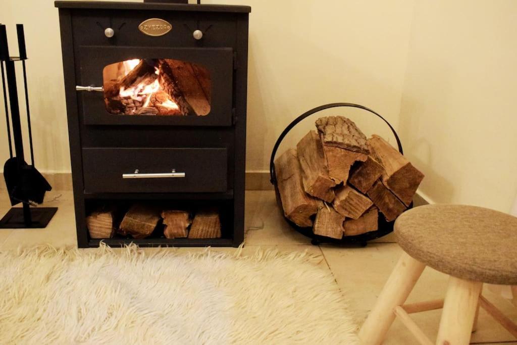 Deppy'S House Κοντά Στα Λουτρά Πόζαρ Apartment Chrysi Bagian luar foto