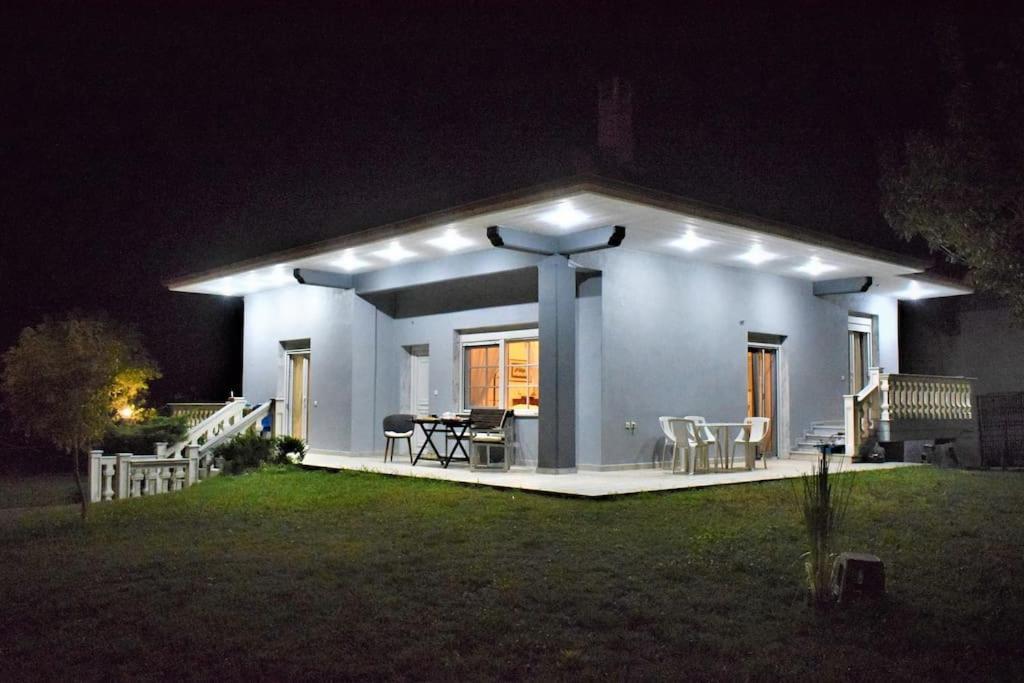 Deppy'S House Κοντά Στα Λουτρά Πόζαρ Apartment Chrysi Bagian luar foto